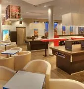 Meininger Alexanderplatz Hotel Berlín