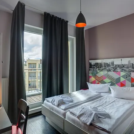 Meininger Alexanderplatz Otel