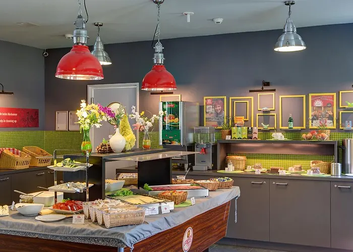 مانينغر ألكسندربلاتز فندق 3*