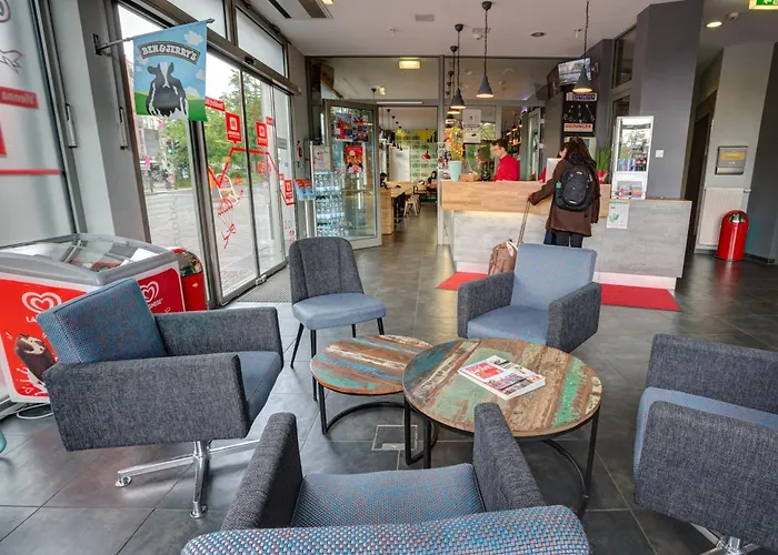 مانينغر ألكسندربلاتز 3*