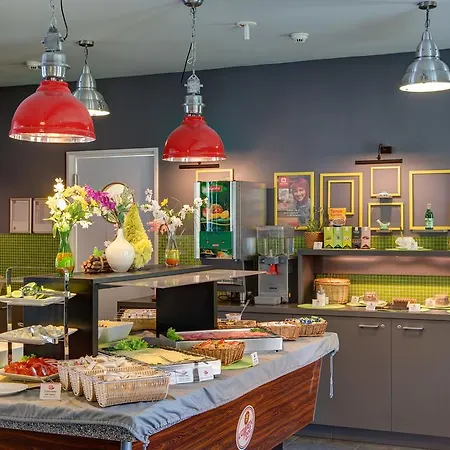 마이닝거 알렉잔더플라츠 호텔 3*