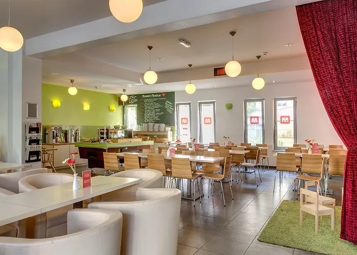 Meininger Alexanderplatz Hotel