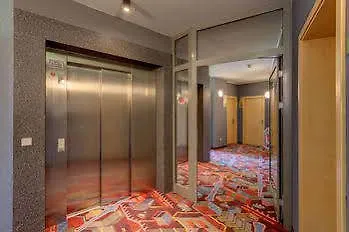 مانينغر ألكسندربلاتز 3* برلين