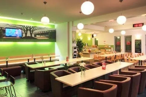 Meininger Alexanderplatz Hotel