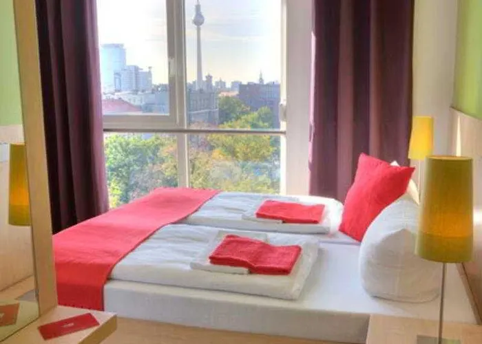 Hotell Meininger Alexanderplatz 3*